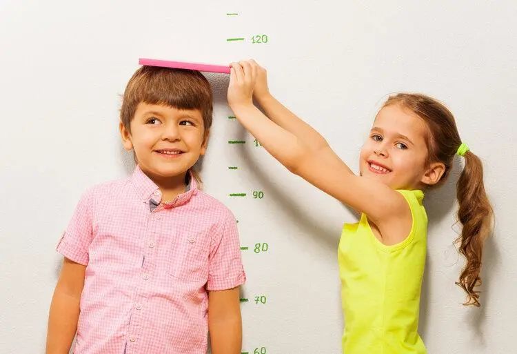最科学儿童身高参照表，男孩女孩全都有，看看你家的孩子标准吗？